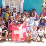 Helferin, Kinder und Jugendliche in Aristides.